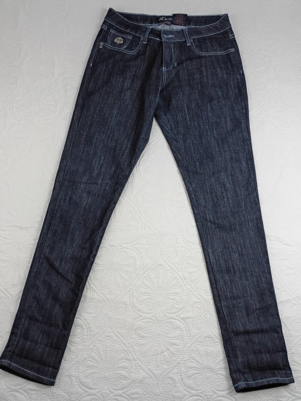NWOT Deréon Dark Wash Bootcut Jeans Size 9/10 Stretch Denim Flap Pocket Y2K